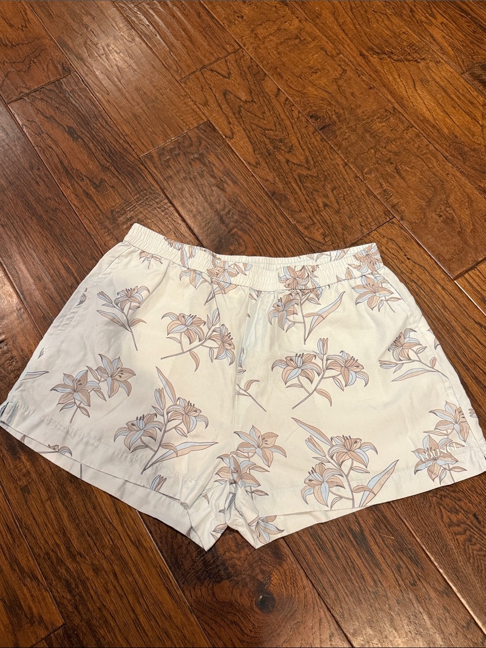 YoungLA Cream Floral Elastic-Waist Athletic Shorts